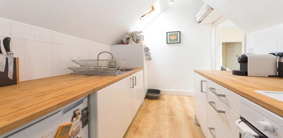 			1 Bedroom, 1 bath, 1 reception Flat			 Woodchurch Road, WEST HAMPSTEAD